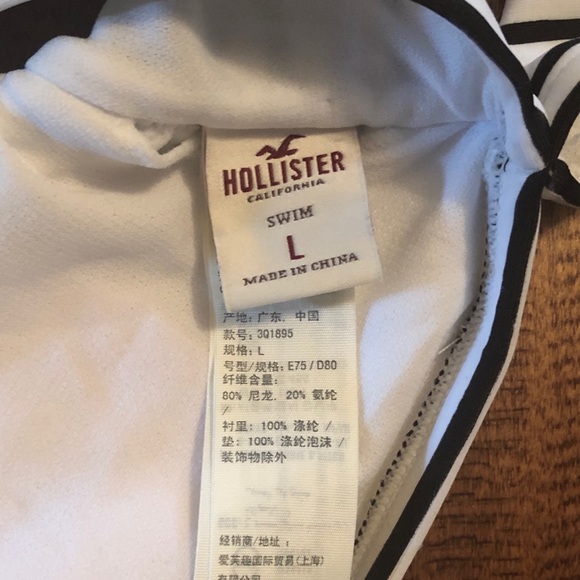 Hollister Bikini: Top & Bottom!! - Picture 2 of 4